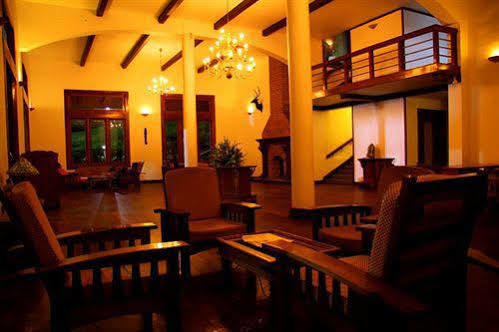 מונאר Oak Field Resort מראה חיצוני תמונה